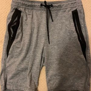 American Eagle Shorts - Grey - M